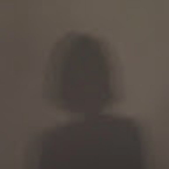 Meet your Posher, Corinna - Picture 1 of 1